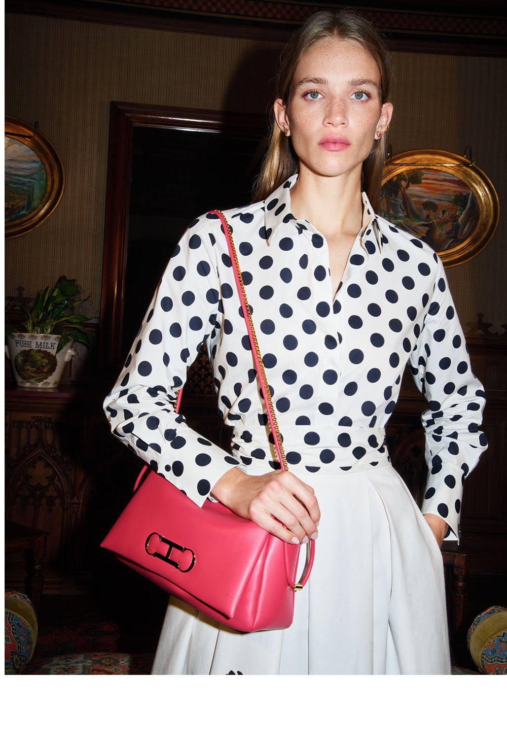 Lacito Insignia Salón Terciopelo Negro