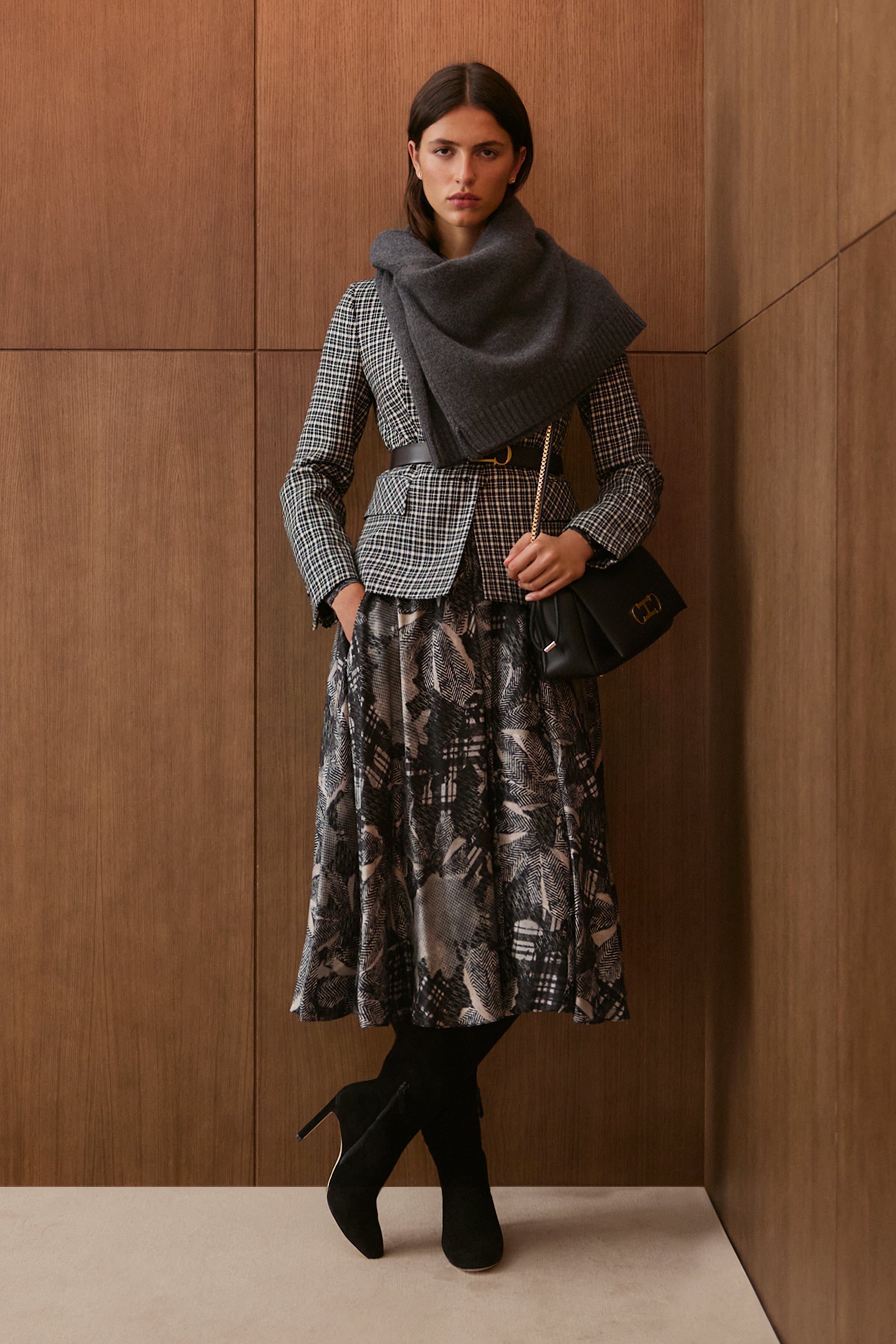 CAROLINA HERRERA スプリングコート キャロリーナヘレラ スプリング ベルト付き ステンカラーコート